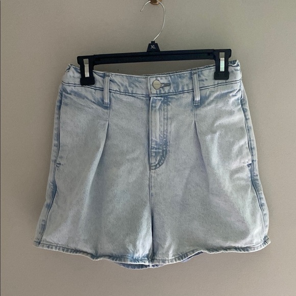 Express light wash high-waisted denim shorts size small #summer - Picture 1 of 6